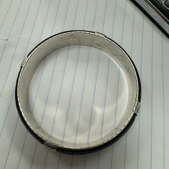 Brighton Bracket black and silver. - Picture 3 of 6